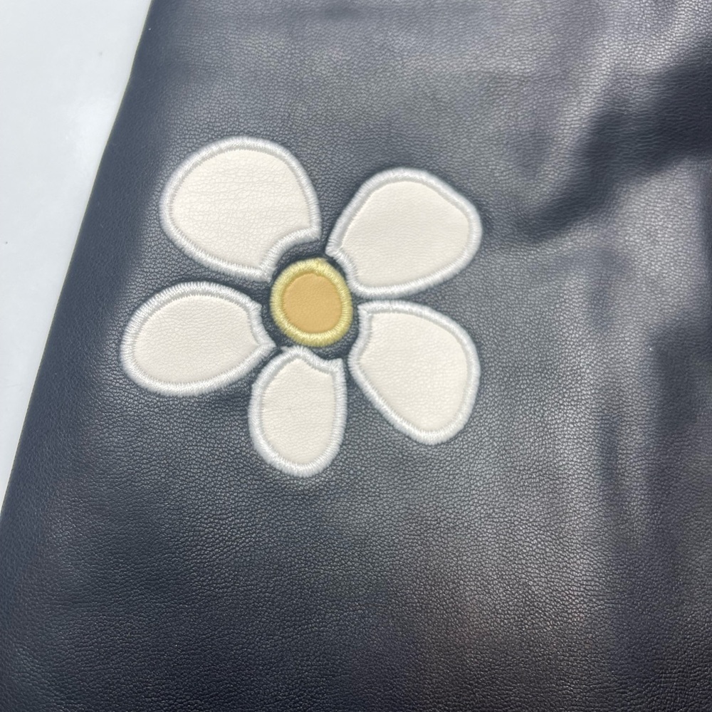 Hannah Banana A-Line Faux Leather Flower Daisy patch skirt. EUC! - Picture 4 of 7